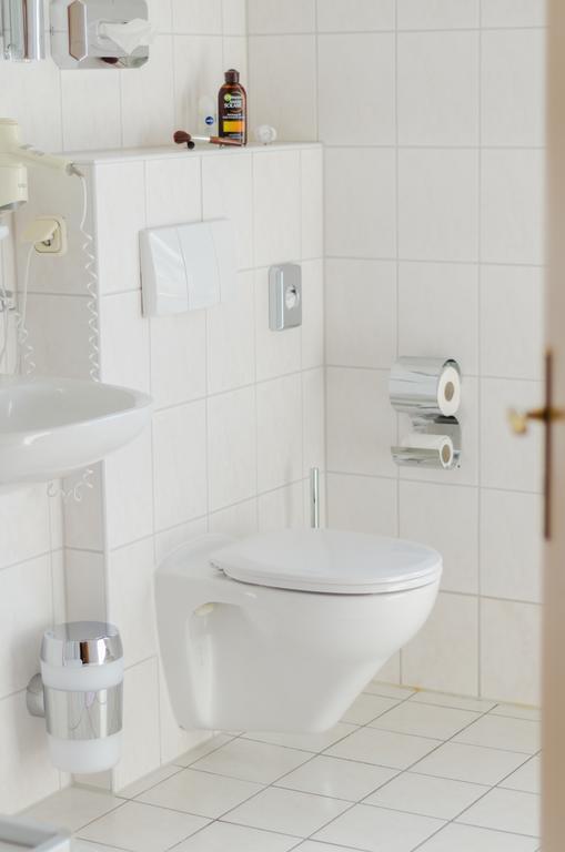 Haffidyll Garni Hotel Rerik Kamer foto
